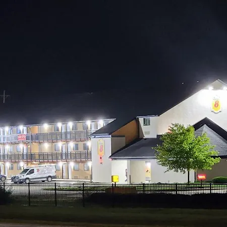 Super 8 By Wyndham Vandalia/Dayton International Airport